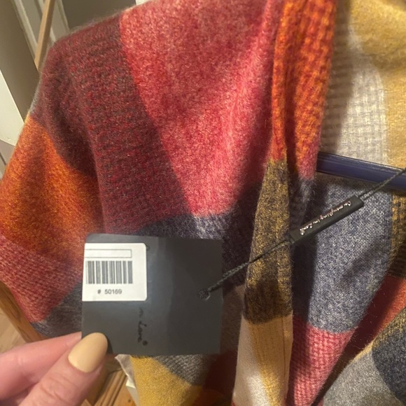 Do everything in love cozy plaid vest cardigan fall colors. - Picture 7 of 7